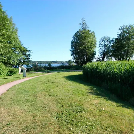 Landhaus Am See - Mit Terrasse *