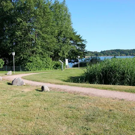 Lejlighed Landhaus Am See - Mit Terrasse *
